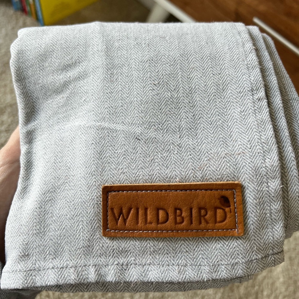 Wildbird ring sling gold rings, herringbone pattern
